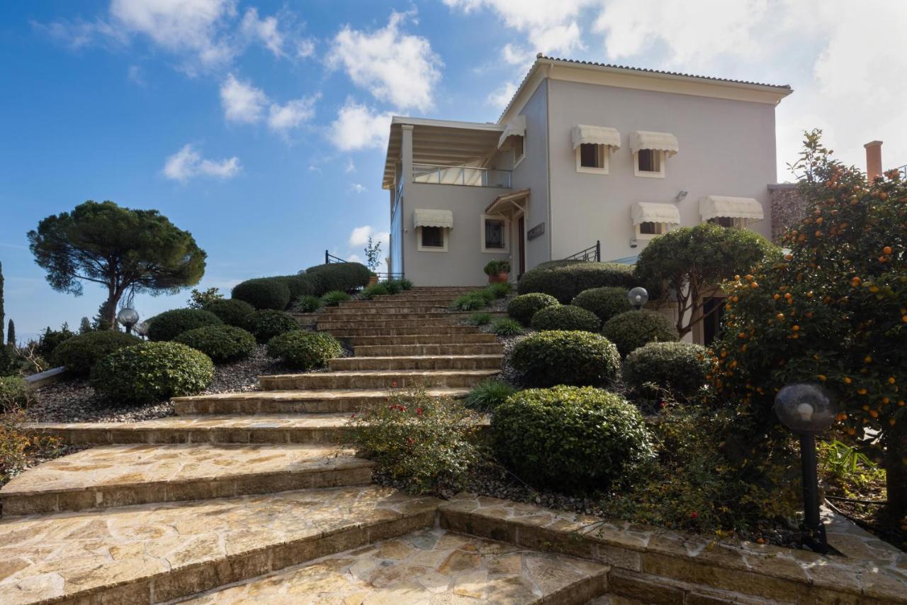 Sorellina Villa Gouvia